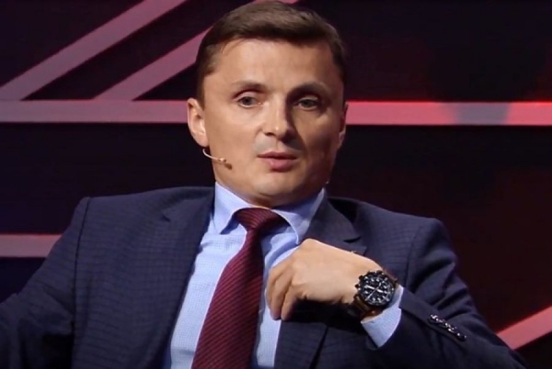 Михайло Головко: «Навіть Зеленський не зможе розвернути курс країни, бо його просто роздеруть»