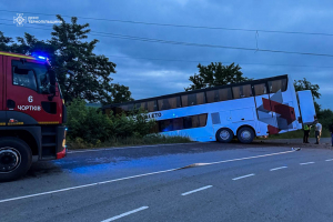 У ДТП на Тернопільщині потрапив автобус, який перевозив дітей