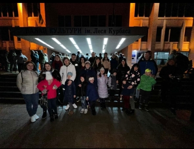 Вихованці тернопільського реабілітаційного центру «Без обмежень» відвідали комедійне шоу