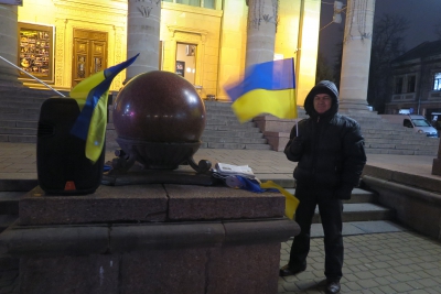 «Зрада держави – неприпустима»: у центрі Тернополя провели віче