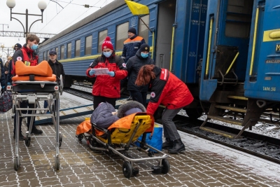 До Тернополя прибув евакуаційний медичний потяг із хворими людьми