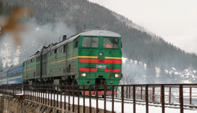 Укрзалізниця запускає додатковий поїзд з Харкова до Ворохти