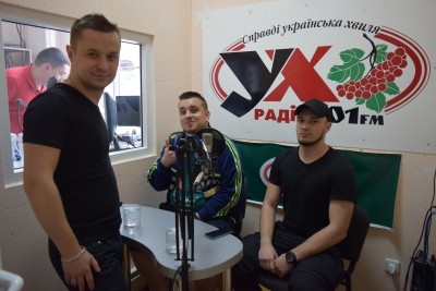 Тернопільські бійці «подякували» Яценюку за «дротяну стіну» від агресора