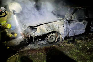 На Тернопільщині у палаючій автівці загинув чоловік