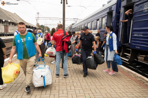 До Тернополя прибув черговий евакуаційний потяг з жителями Донецької області