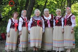 Фестиваль «Дзвони Лемківщини» на Тернопільщині здивував колоритними костюмами (фото)
