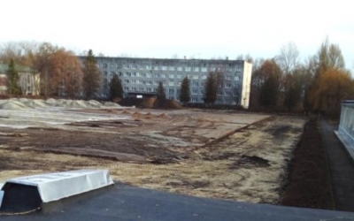 У Тернополі будують перший повнорозмірний стадіон зі штучним покриттям