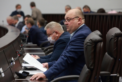 Депутати Тернопільської облради шостого скликання сьогодні засідали передостанній раз (фоторепортаж)