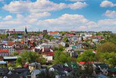 Декомунізація у Чорткові: у місті на Тернопільщині вирішують долю радянських пам’ятників