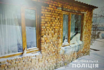 Прихопив навіть сімейні фото: на Тернопільщині зловмисник &quot;обчистив&quot; приватний будинок