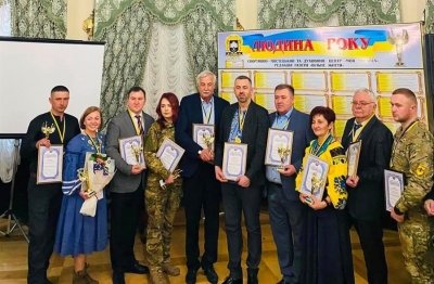 Два медики Тернопільської обласної клінічної лікарні отримали нагороду «Людина року – 2022»