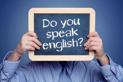 «Краще вчити англійську по пів години, але щодня», – викладачка з Тернопільщини