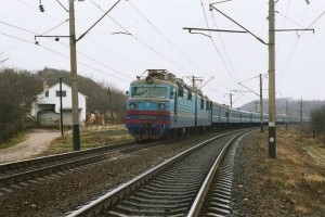 На залізничні станції неподалік Тернополя помер чоловік
