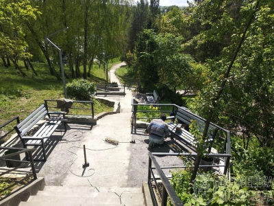 У Ланівцях на Тернопільщині облаштовують спуск до набережної ставу