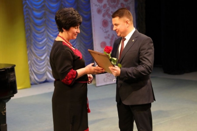 Віктор Овчарук привітав представників місцевого самоврядування Тернопільщини з професійним святом