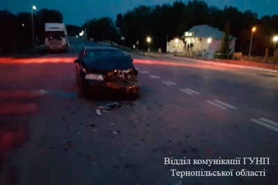 Поблизу Тернополя зіткнулися дві іномарки