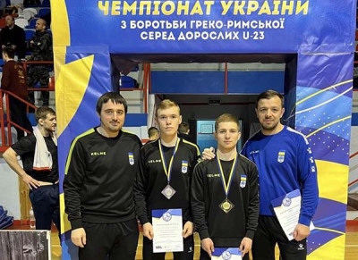 Тернопільські борці греко-римського стилю здобули «золото» і «срібло» на чемпіонаті України