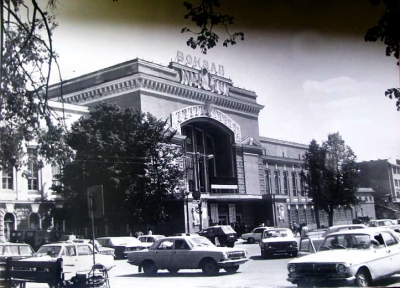 Як виглядав залізничний вокзал Тернополя у минулому столітті (фотофакт)
