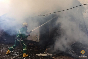 У селі на Тернопільщині ледь не дотла згоріла господарська будівля