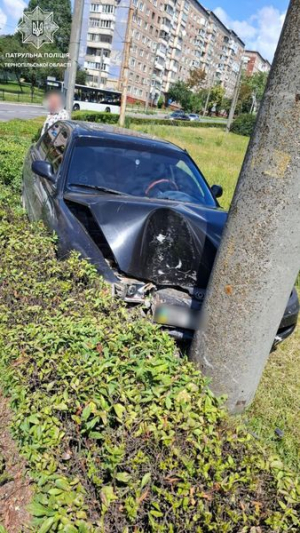 1,61 проміле алкоголю в крові: у Тернополі п&#039;яний водій автомобіля вчинив ДТП