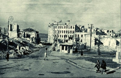Як виглядала вулиця Грушевського у Тернополі майже 80 років тому (фотофакт)