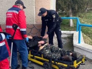 Поліцейські допомогли врятувати життя мешканця Тернопільщини
