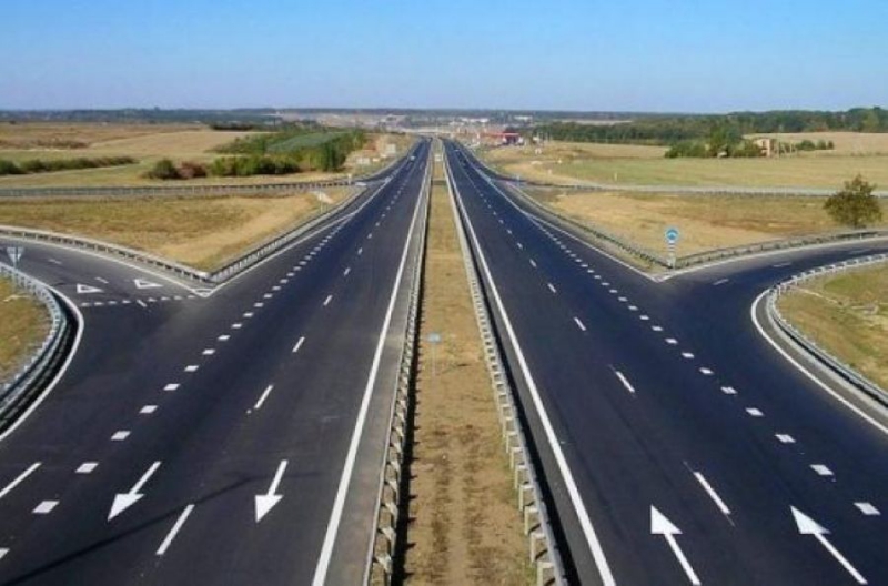 Завдяки Уряду за три роки капітально відремонтовано 4,5 тис. км доріг і збудовано 2,3 тис. км