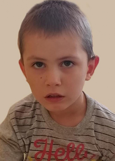 Поліцейські Тернопільщини розшукують батьків 7-річного хлопчика