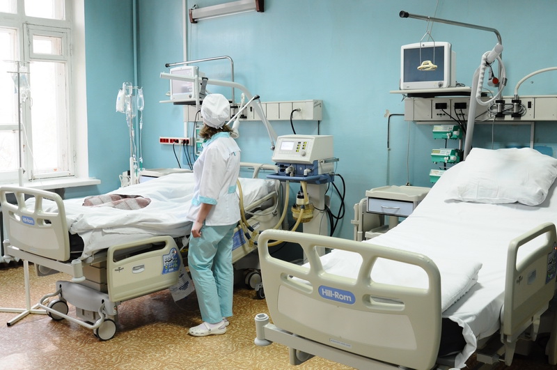 У Тернополі медики борються за життя хворого на Covid-19 сімейного лікаря смт. Великі Бірки