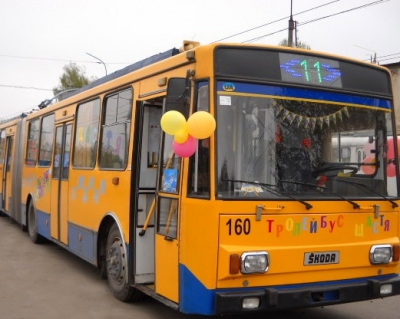 У новорічну ніч в Тернополі курсуватимуть міські автобуси та тролейбуси