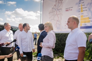 Голова «Укравтодору» проінспектував хід будівництва дороги М-19 поблизу Чорткова