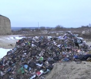 Тернопільські депутати відповіли на &quot;підкидання&quot; сміття...прислів&#039;ями