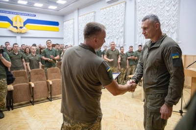 Кличко відвідав військову частину, якій Київ виділив з бюджету 15,5 млн грн
