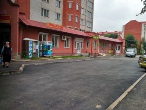 На проспекті Злуки у Тернополі завершили ремонт міжквартального проїзду