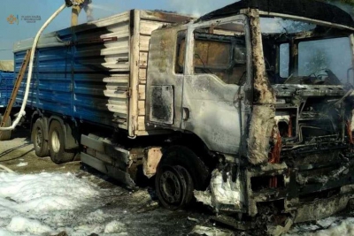 На Тернопільщині горіла вантажівка