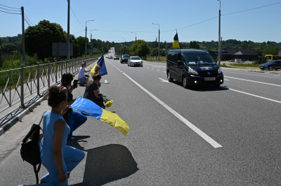 Громада Тернопільщини зустріла полеглого воїна Володимира Кучерука