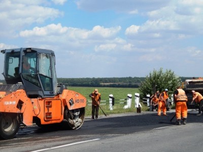 Завдяки співфінансуванню на Тернопільщині відремонтують деякі ділянки доріг