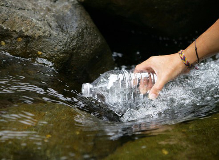 Фахівці перевірили якість питної води із джерел поблизу Тернополя
