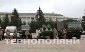 Підволочиські волонтери відремонтували техніку для бійців і відправили її в АТО (фото)