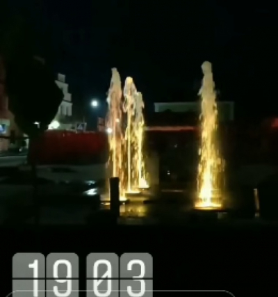 У місті на Тернопільщині встановлюють світлодинамічні фонтани (фото)