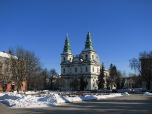 Через Ікону незабаром тернополяни не зможуть їздити через майдан Волі