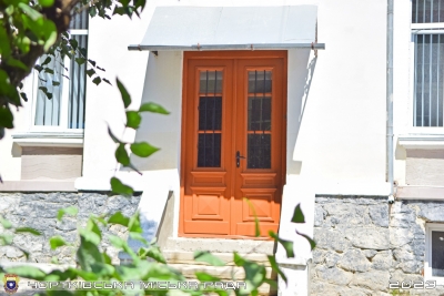 У місті на Тернопільщині встановили на місце відреставровані старовинні двері