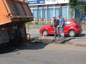 Сьогодні у Тернополі перекриють рух транспорту на вулиці Замкова