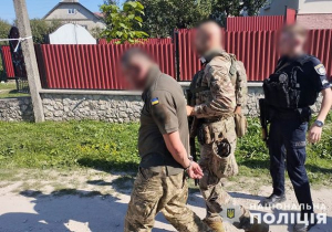 Слідчі поліції Тернопільщини оголосили підозру чоловіку, який влаштував стрілянину по людях