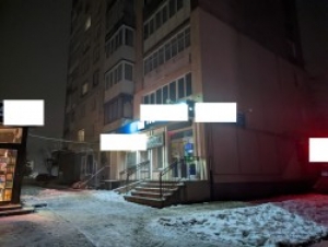 У Тернополі поліцейські проводять перевірки щодо обмежень використання світлових вивісок у темну пору доби