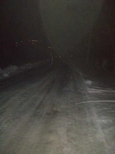 «Дорога слизька і темна»: у місті на Тернопільщині люди скаржаться на відсутність вуличного освітлення