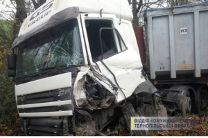 Чергова ДТП на Тернопільщині: не розминулись іномарка та вантажівка
