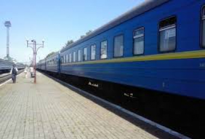Укрзалізниця припинила продаж квитків до Тернополя