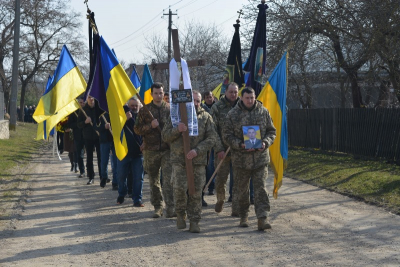 На Збаражчині попрощалися з 30-річним Віталієм Масловим, який загинув на війні