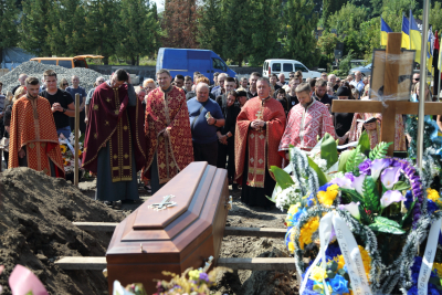 “Був щирою людиною з відкритим серцем”: у Тернополі попрощалися з 50-річним воїном Володимиром Семеркою